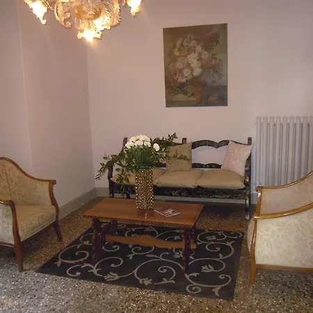 La Residenza 818 *
