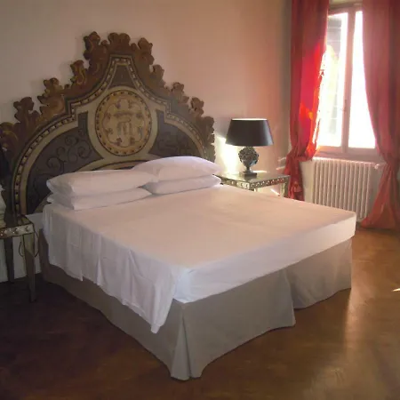 La Residenza 818 Pensión Venecia