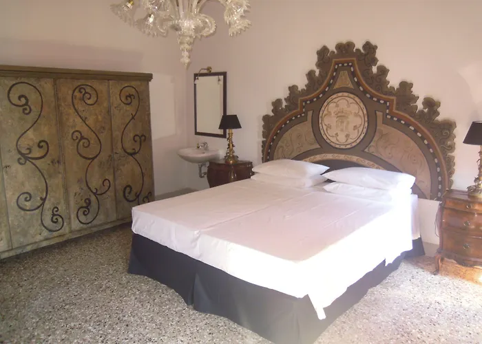 Guest house La 818 4*