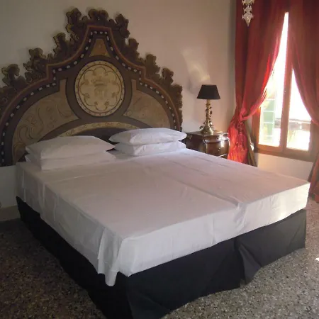 La Residenza 818 البندقية