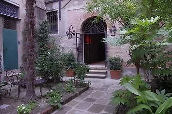 La Residenza 818 Vendégház